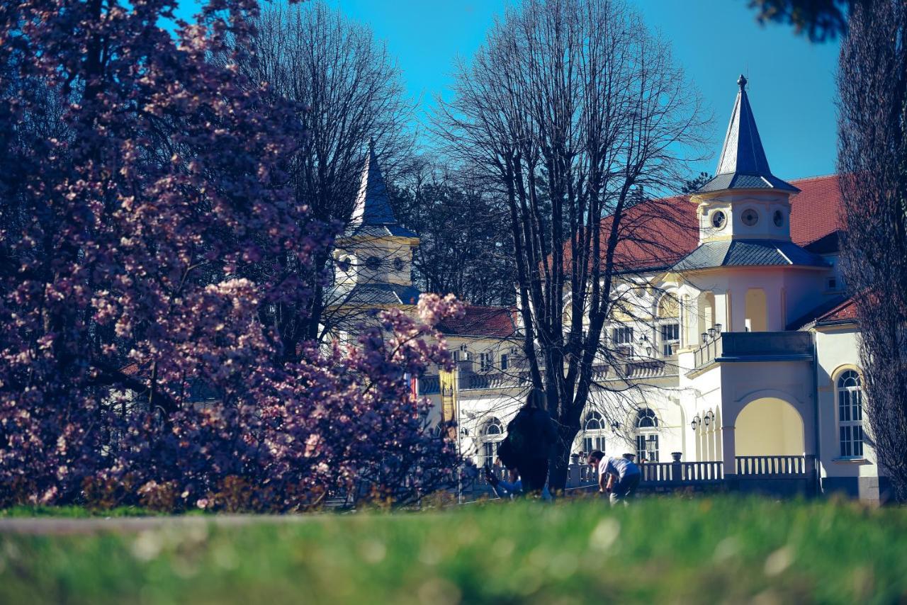 Apartman Bombonica Banja Koviljača Exteriör bild