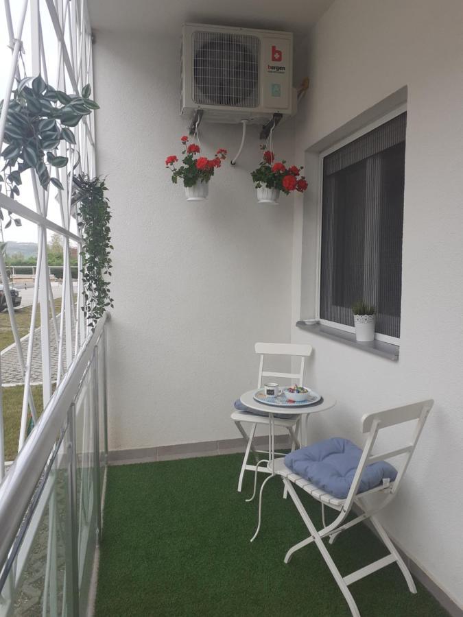 Apartman Bombonica Banja Koviljača Exteriör bild
